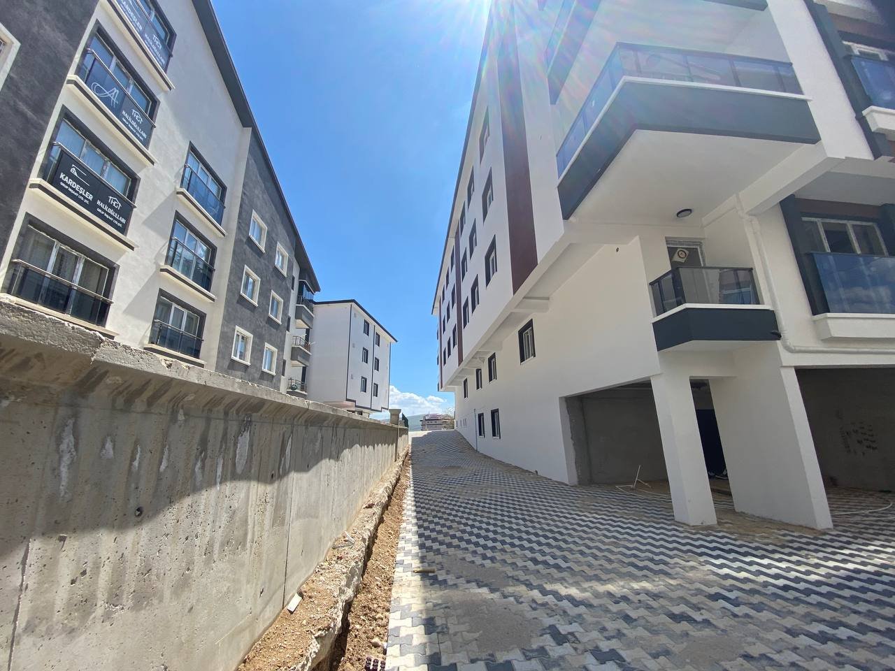SATILIK Sincan Yenikentte 3+1 Sıfır Daireler