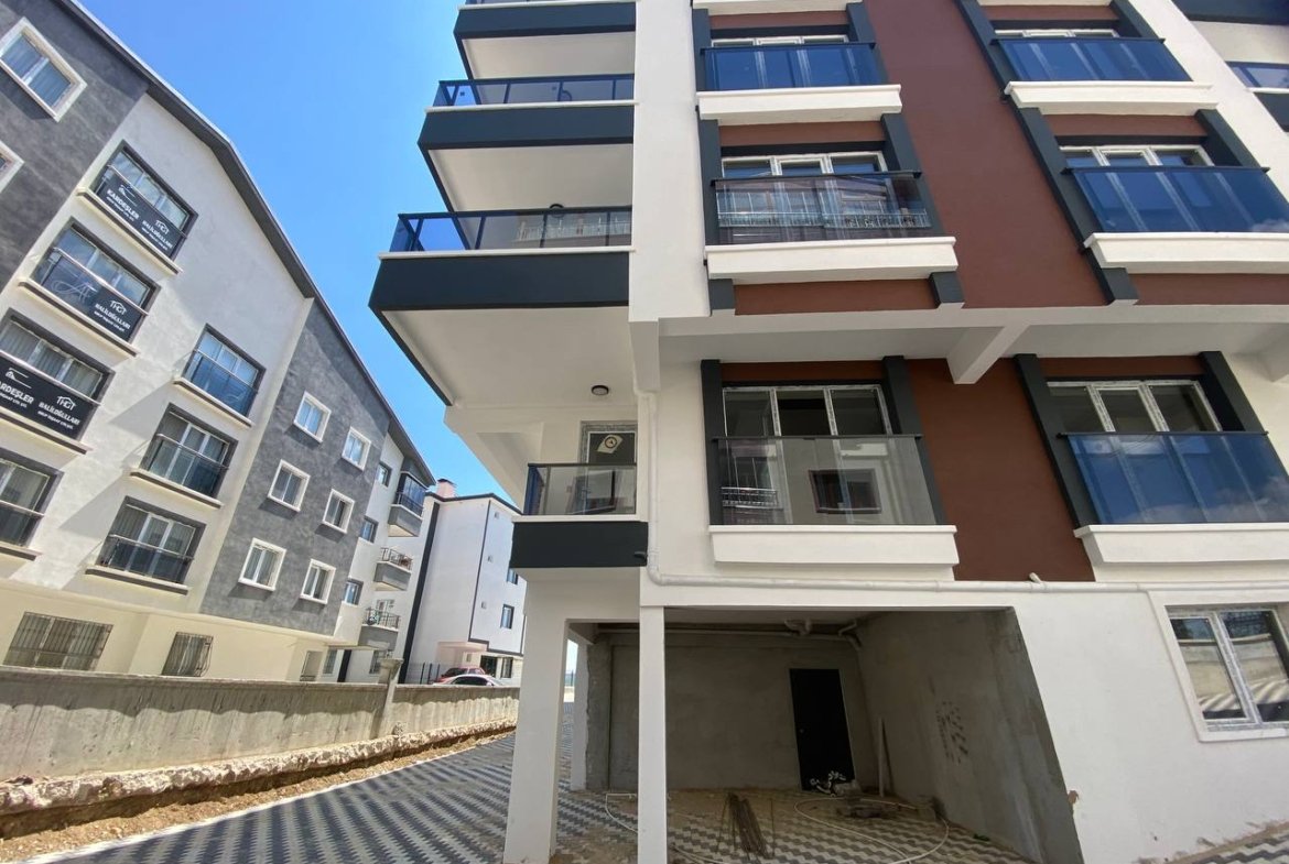 SATILIK Sincan Yenikentte 3+1 Sıfır Daireler
