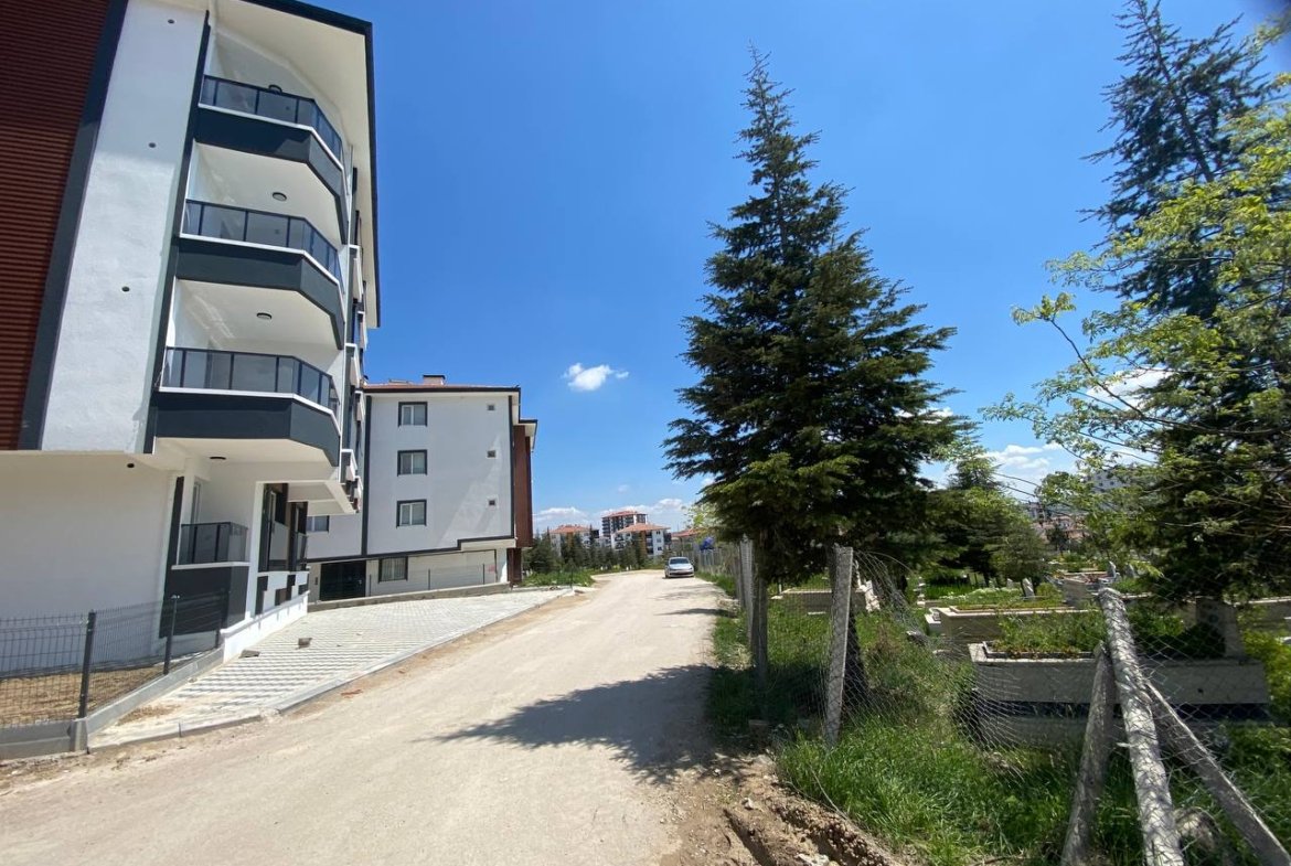 SATILIK Sincan Yenikentte 3+1 Sıfır Daireler