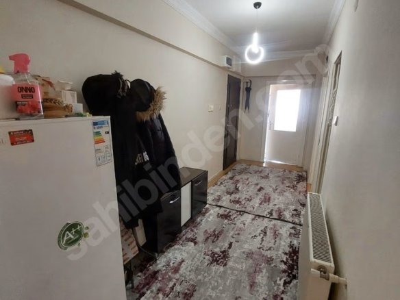 SATILIK Sincan’da 3+1 Yapılı Masrafsız Ara Katta Geniş Daire